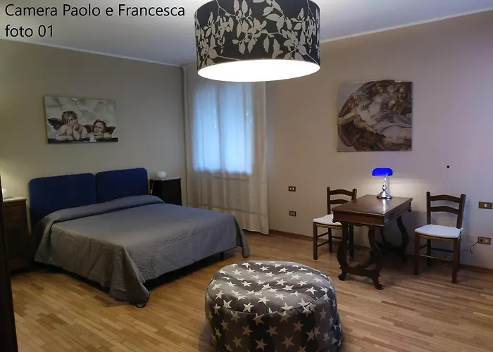 Paolo E Francesca Oda ve Kahvaltı Rimini