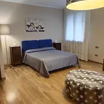 Paolo E Francesca Frühstückspension Rimini